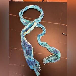 Multicolor Wavy Scarf